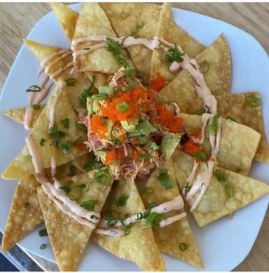 Poke Nachos